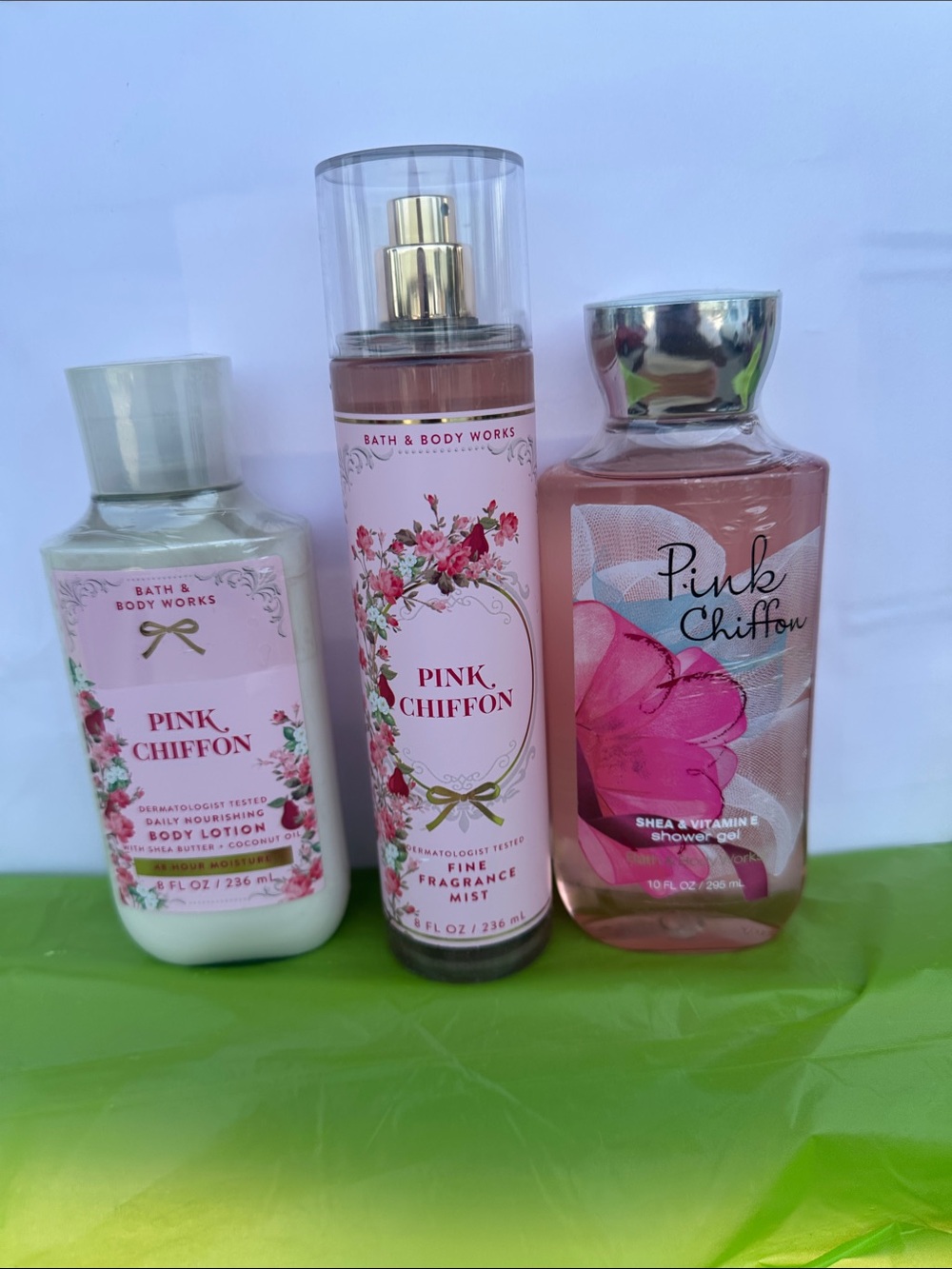 Bath & Body Works Pink Chiffon Body Lotion, Fragrance Mist & Shower Gel - Pink